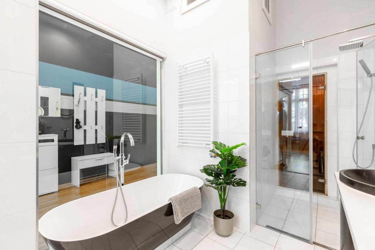 בודפשט Luxurious & Spacious Downtown Residence In Liszt Ferenc Square מראה חיצוני תמונה