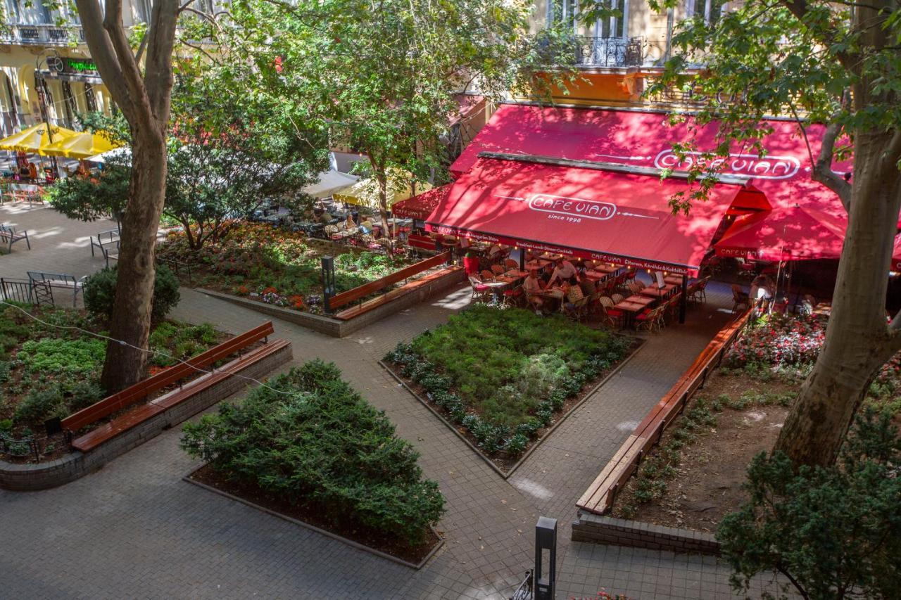 בודפשט Luxurious & Spacious Downtown Residence In Liszt Ferenc Square מראה חיצוני תמונה