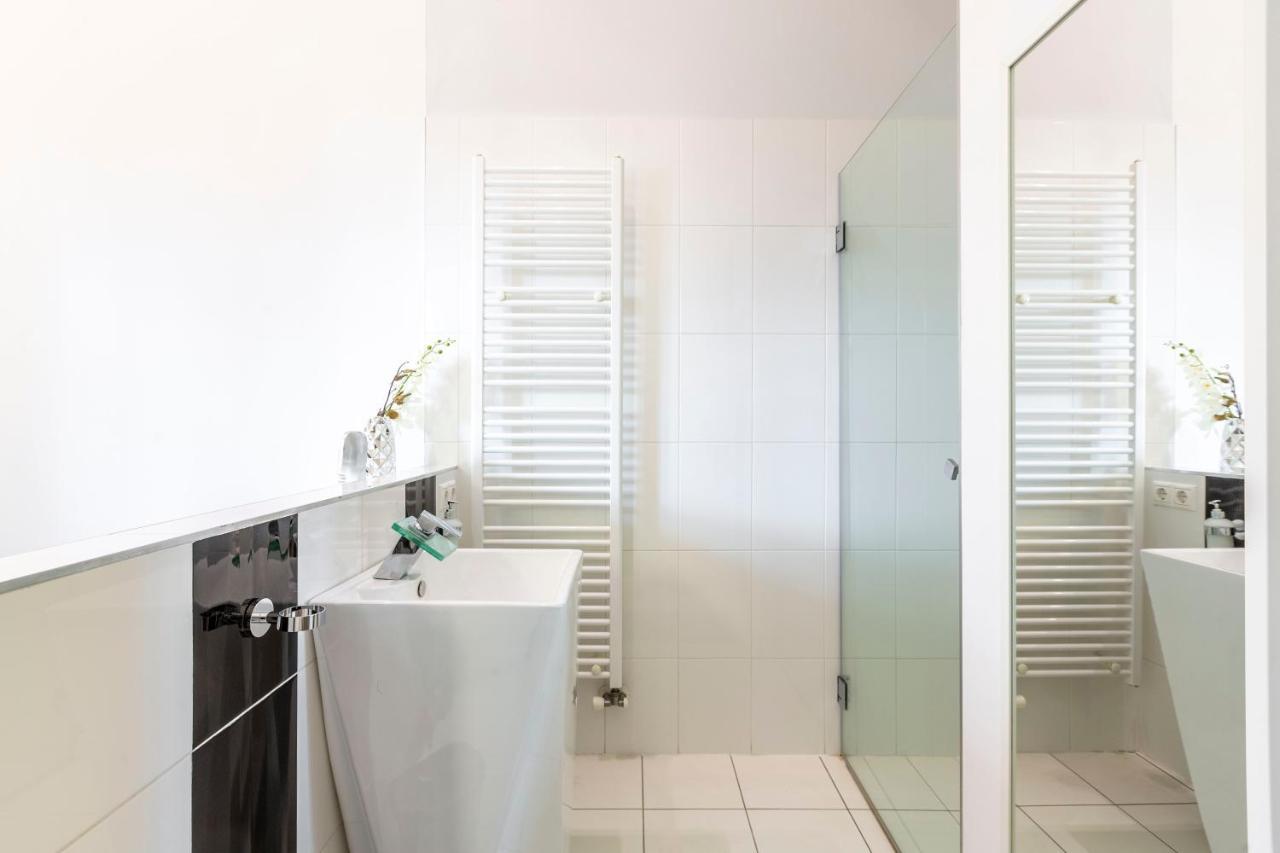 בודפשט Luxurious & Spacious Downtown Residence In Liszt Ferenc Square מראה חיצוני תמונה